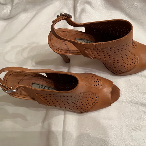 Prada peep toe sling back shoes - Picture 3 of 8
